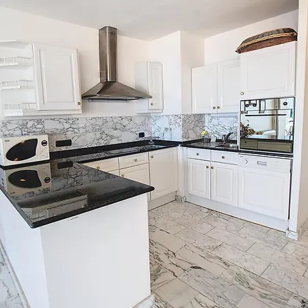 Sea View 2 Bdr 2 Baths 312 Ac Cannes