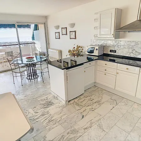 Sea View 2 Bdr 2 Baths 312 Ac *